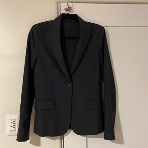 Theory Women’s Wool Blazer. Navy Blue. No flaws